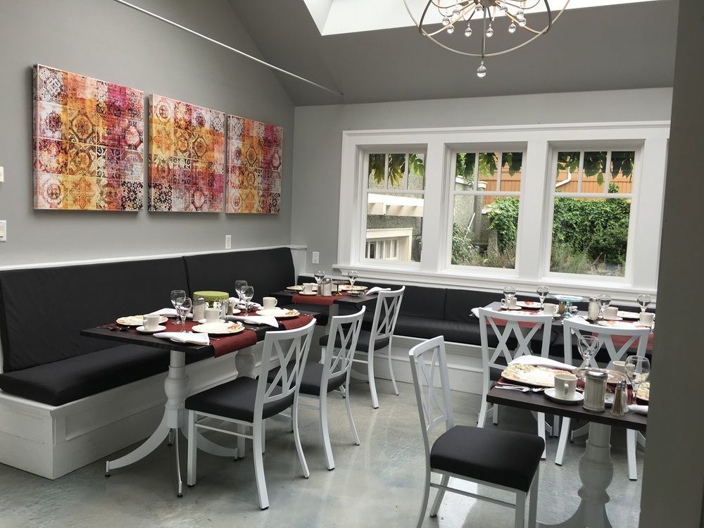 Rosewood Inn Victoria Bagian luar foto